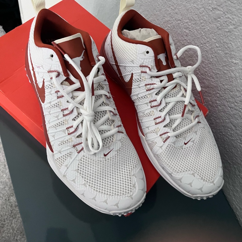 Nike Texas longhorn TR1